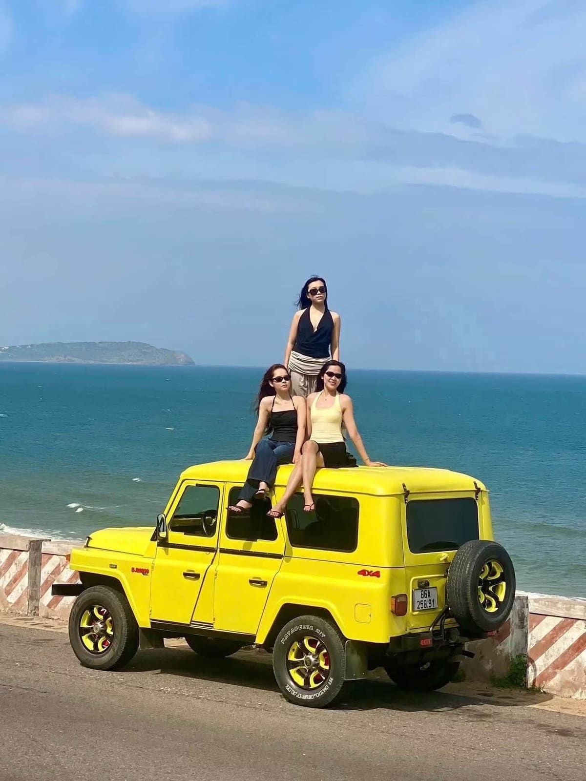 Dịch vụ thuê xe jeep và xe máy — ảnh 1/6