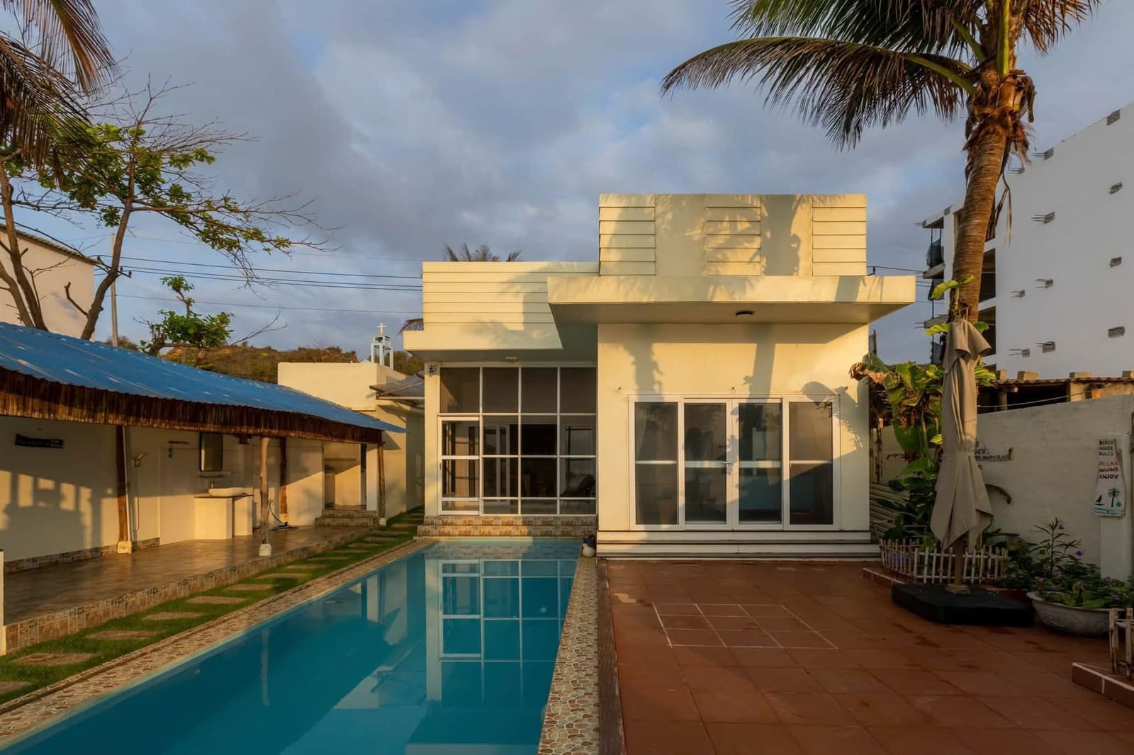 Trường Sơn Villa Mặt Biển